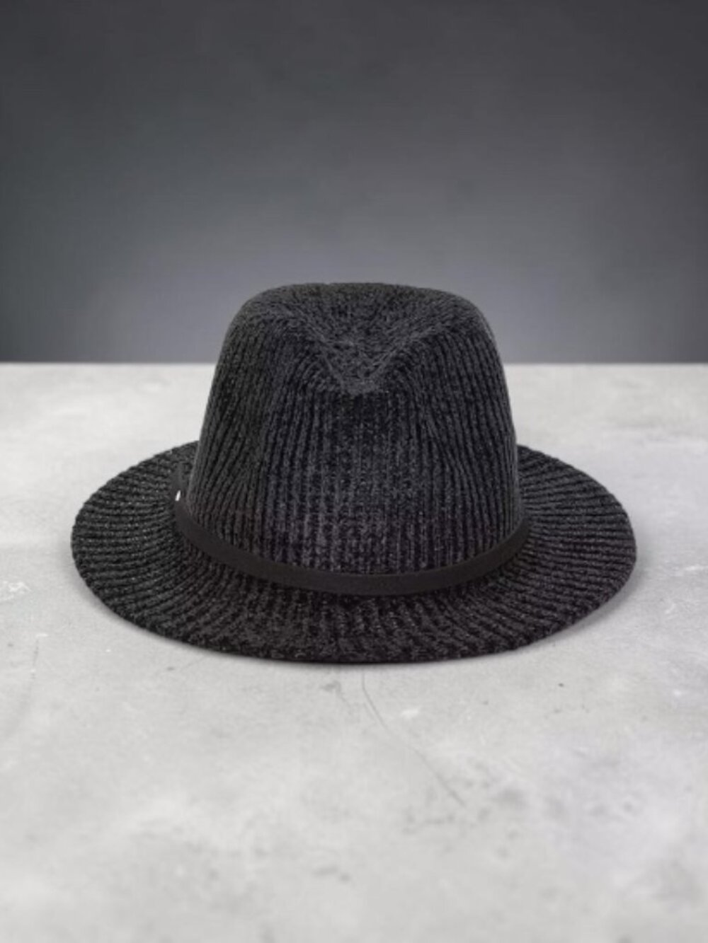 Aerosoles Chenille Womens Fedora in Black